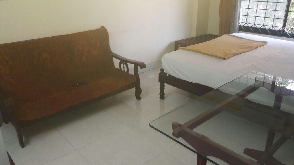 Poonthanam Guest House Guruvayur Ngoại thất bức ảnh